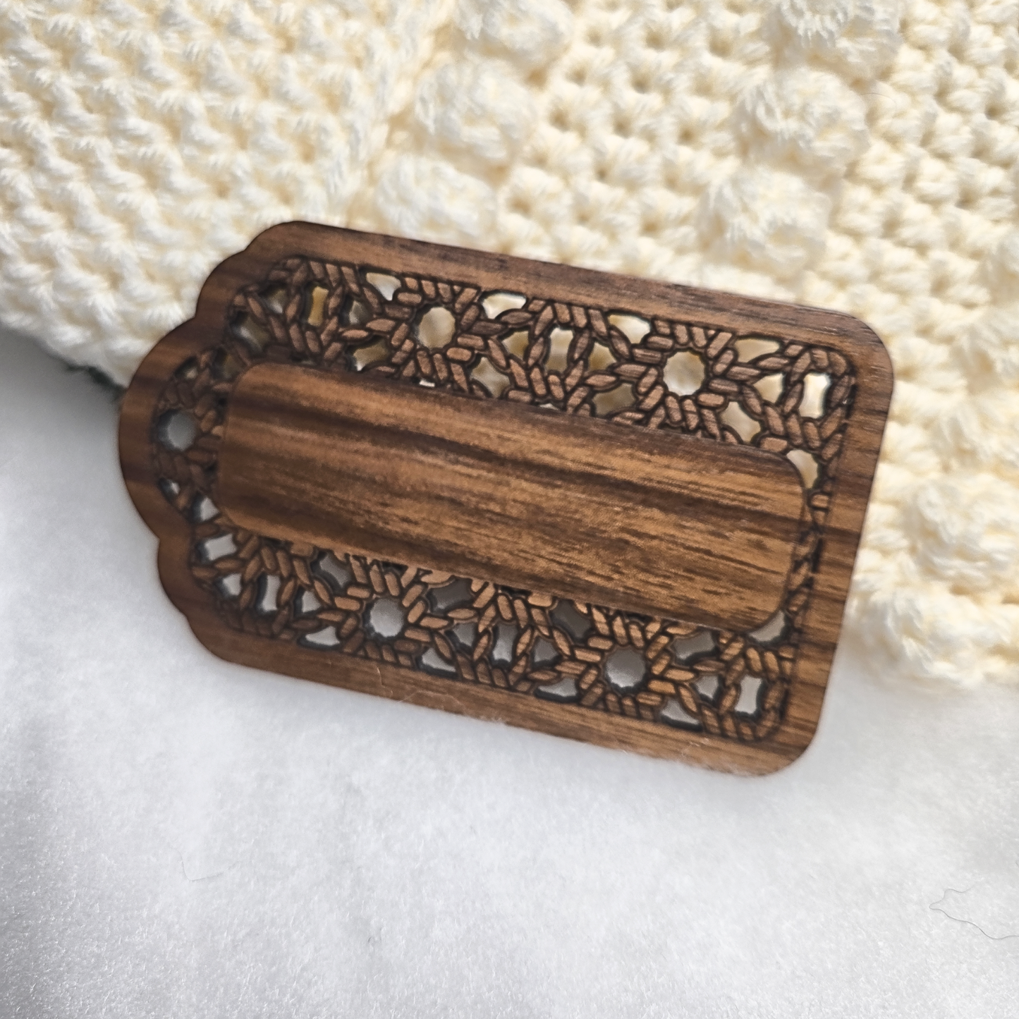 Custom Wood Name Tags – Elegant Stocking & Gift Accents